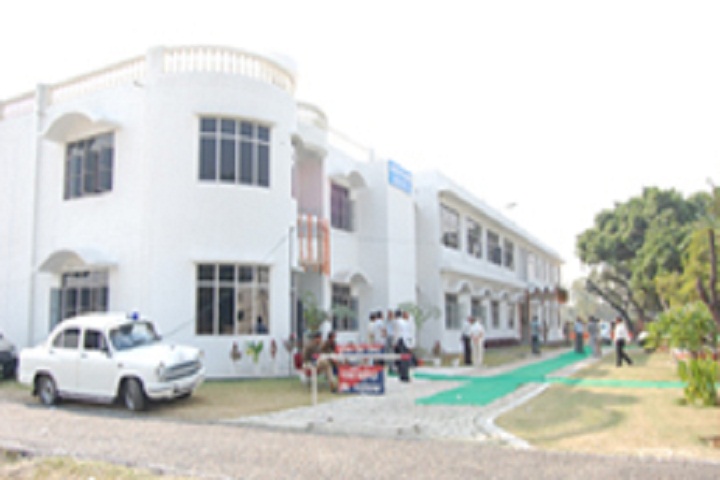 https://cache.careers360.mobi/media/colleges/social-media/media-gallery/13618/2019/5/10/Campus View  of Rama College of Education Meerut_Campus-View.jpg